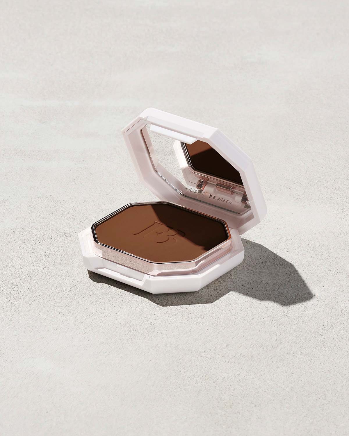 Pro Filt'r Soft Matte Powder Foundation — #450