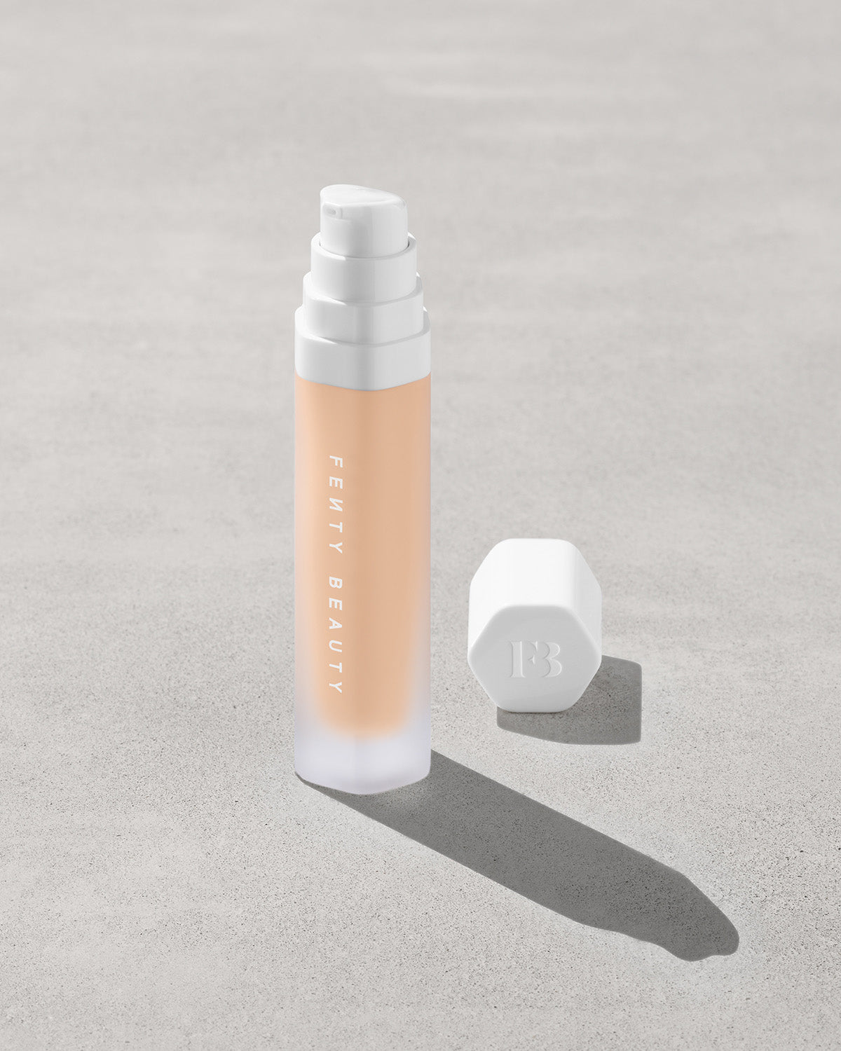 Soft'lit Naturally Luminous Longwear Foundation — 170