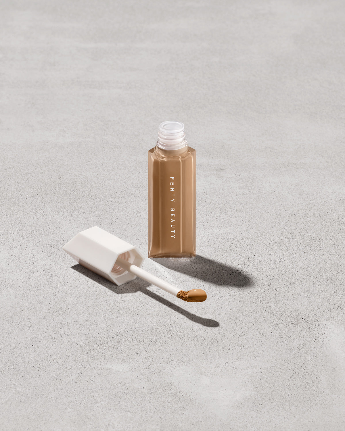 We're Even Hydrating Longwear Concealer — 300N
